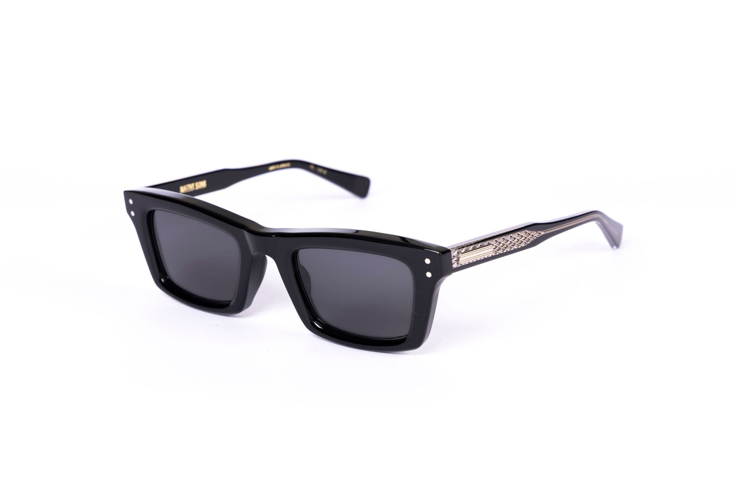 Black #Color_Black