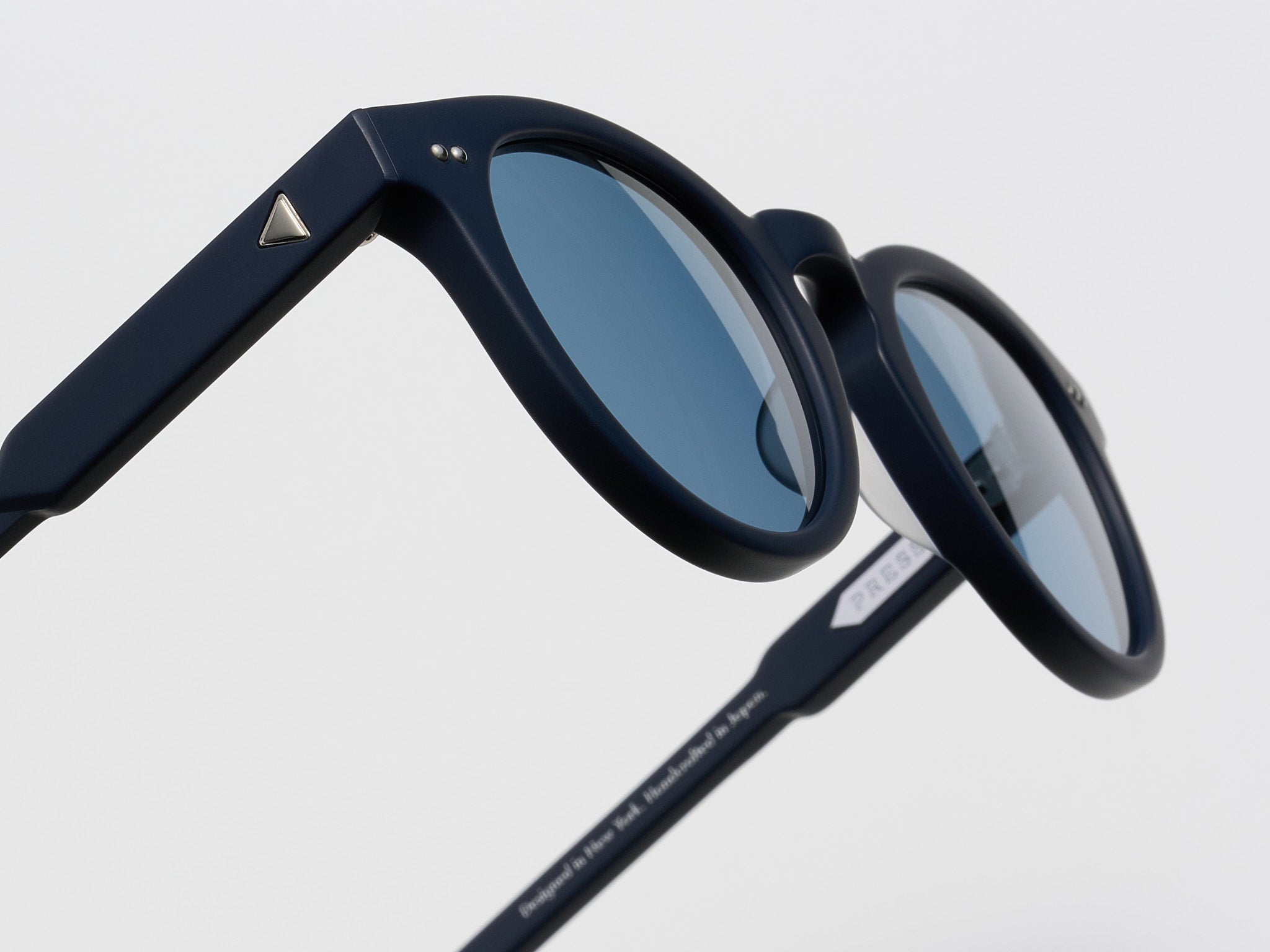 Press The Chairman Matte Navy / Silver