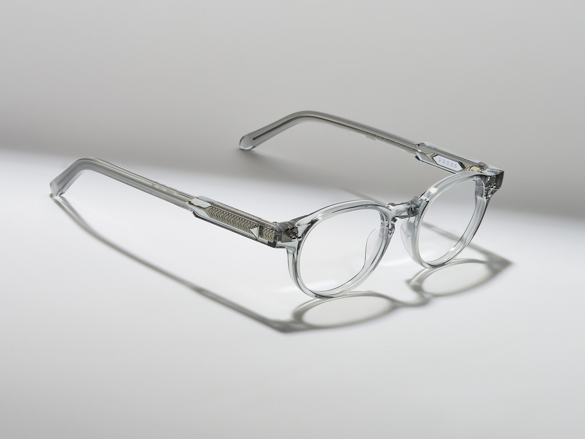 Press The Song Optical Smoke Crystal / Silver