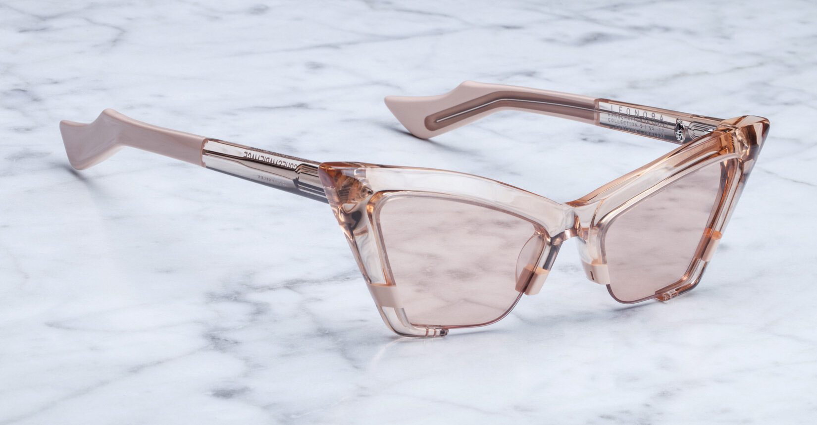 Jacques Marie Mage Leonora in 39 Quartz Rose - Side View