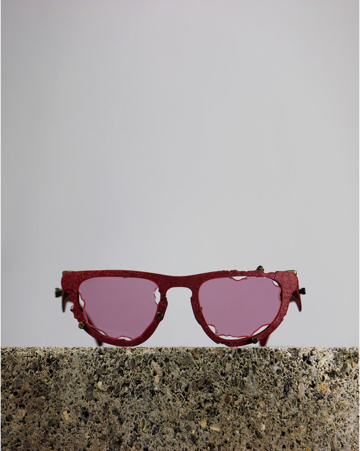 Titanium Museum For Your Smiling Face Sunglasses in C2 Burgundy Texture