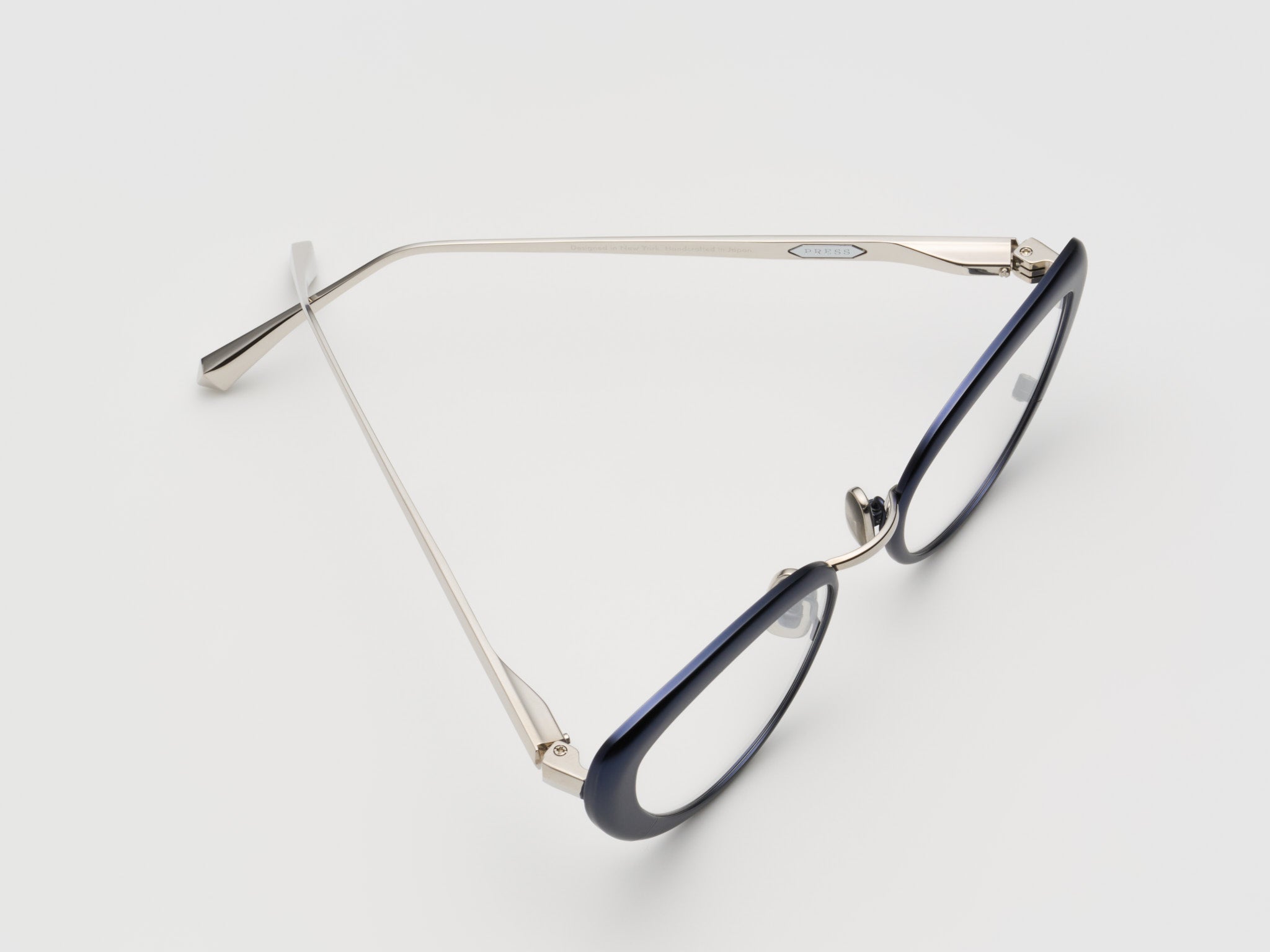 Press Charger Optical in NAVY/PLATINUM