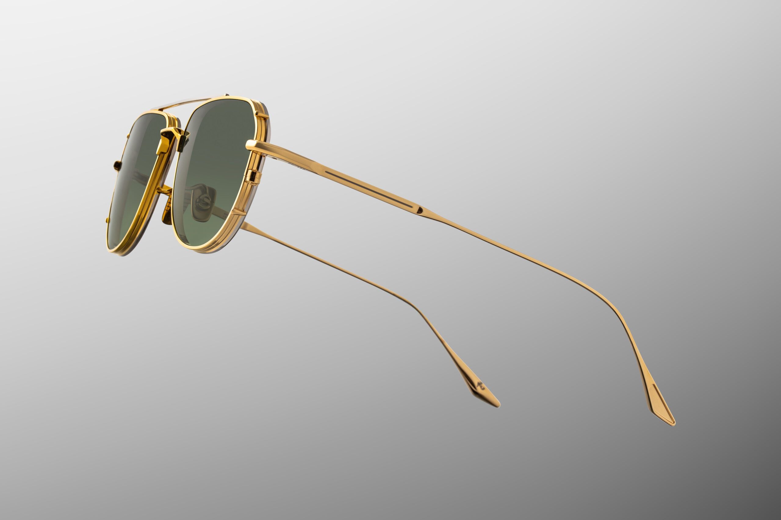 Jacques Marie Mage Cendrars in 12M Musket Moss Gradient - Side View