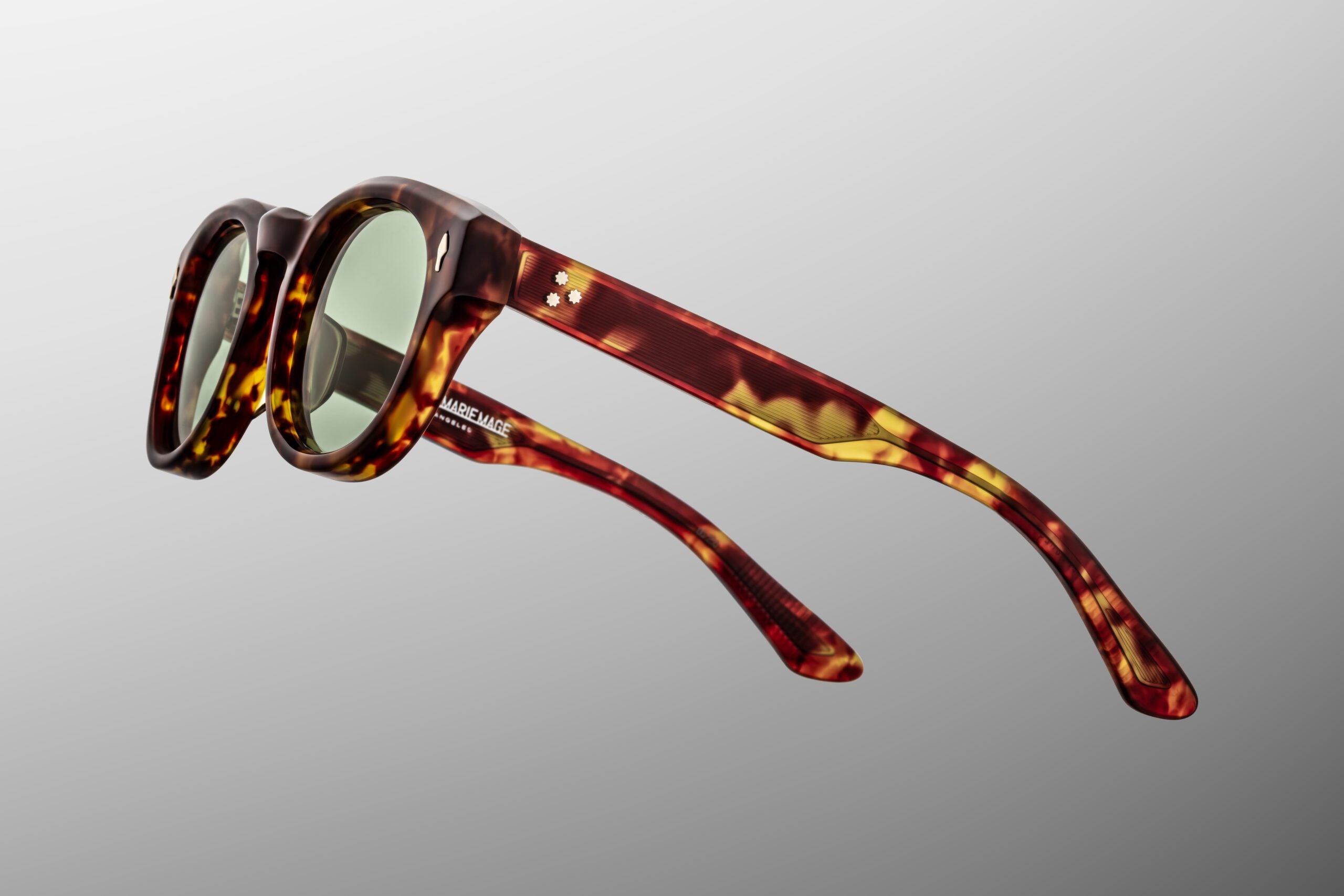 Jacques Marie Mage John & Yoko Dr. Dream in 2Q Baltic Deep Grass - Side View