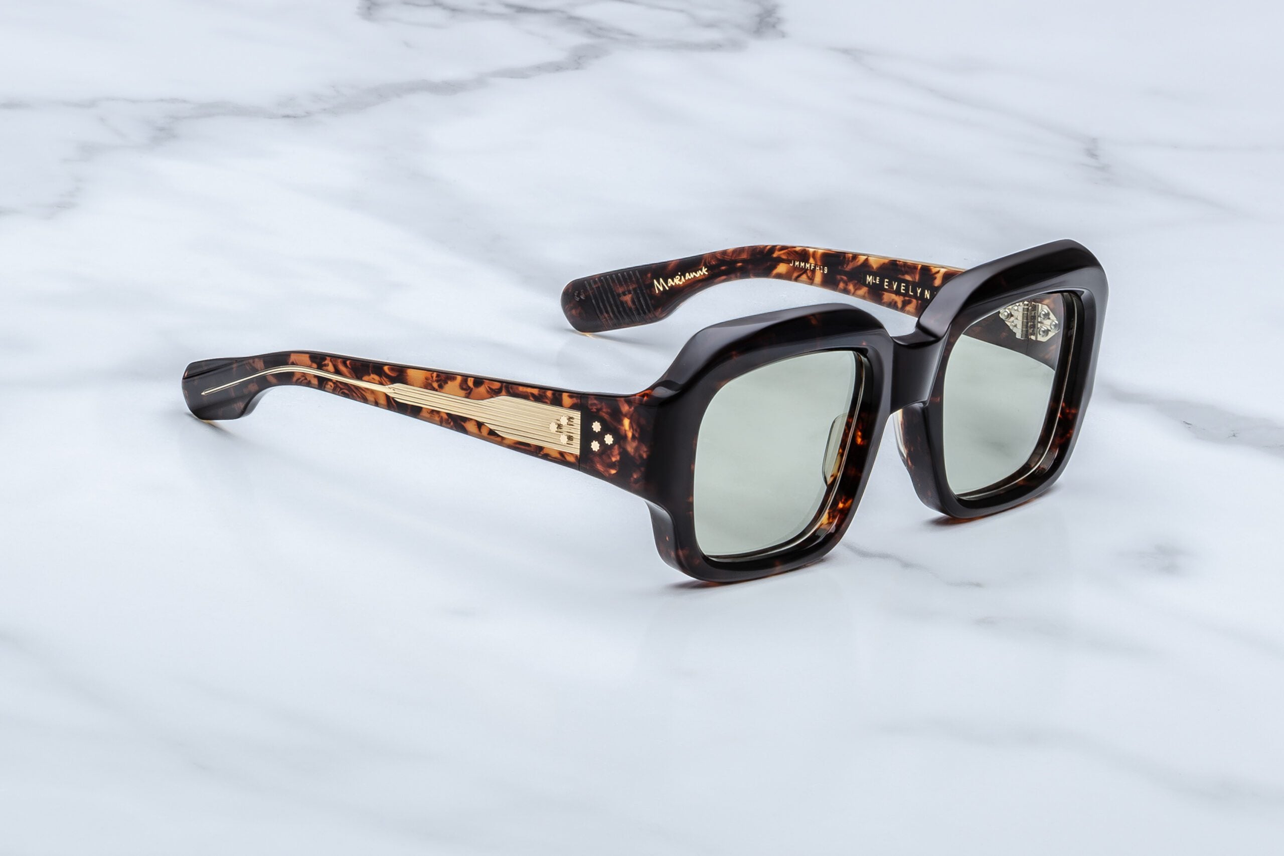 Jacques Marie Mage Evelyn in H19 Yesterday Light Bottle Gree - Side View