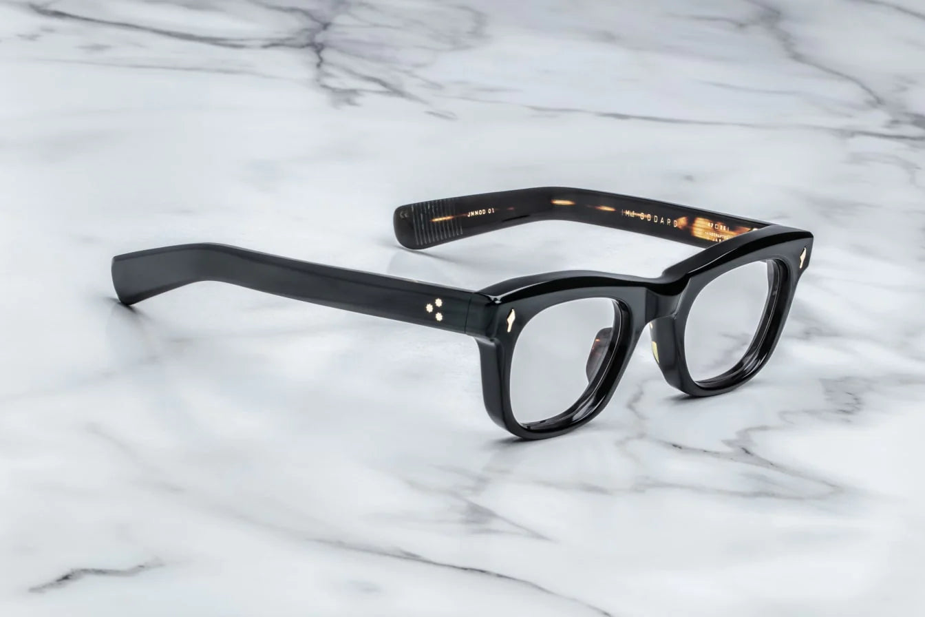 Jacques Marie Mage Godard in 01 Noir Superlight Grey - Side View