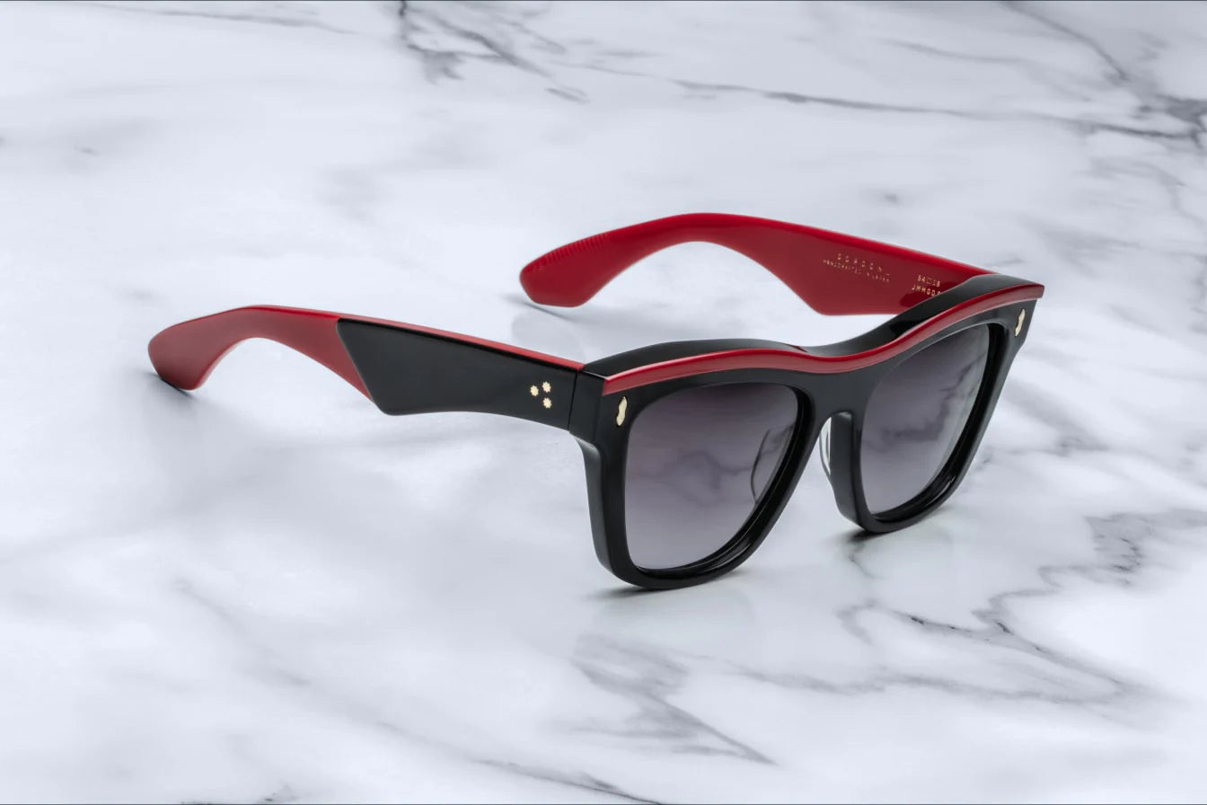 Jacques Marie Mage Gordon in 9N Nightfall - Side View