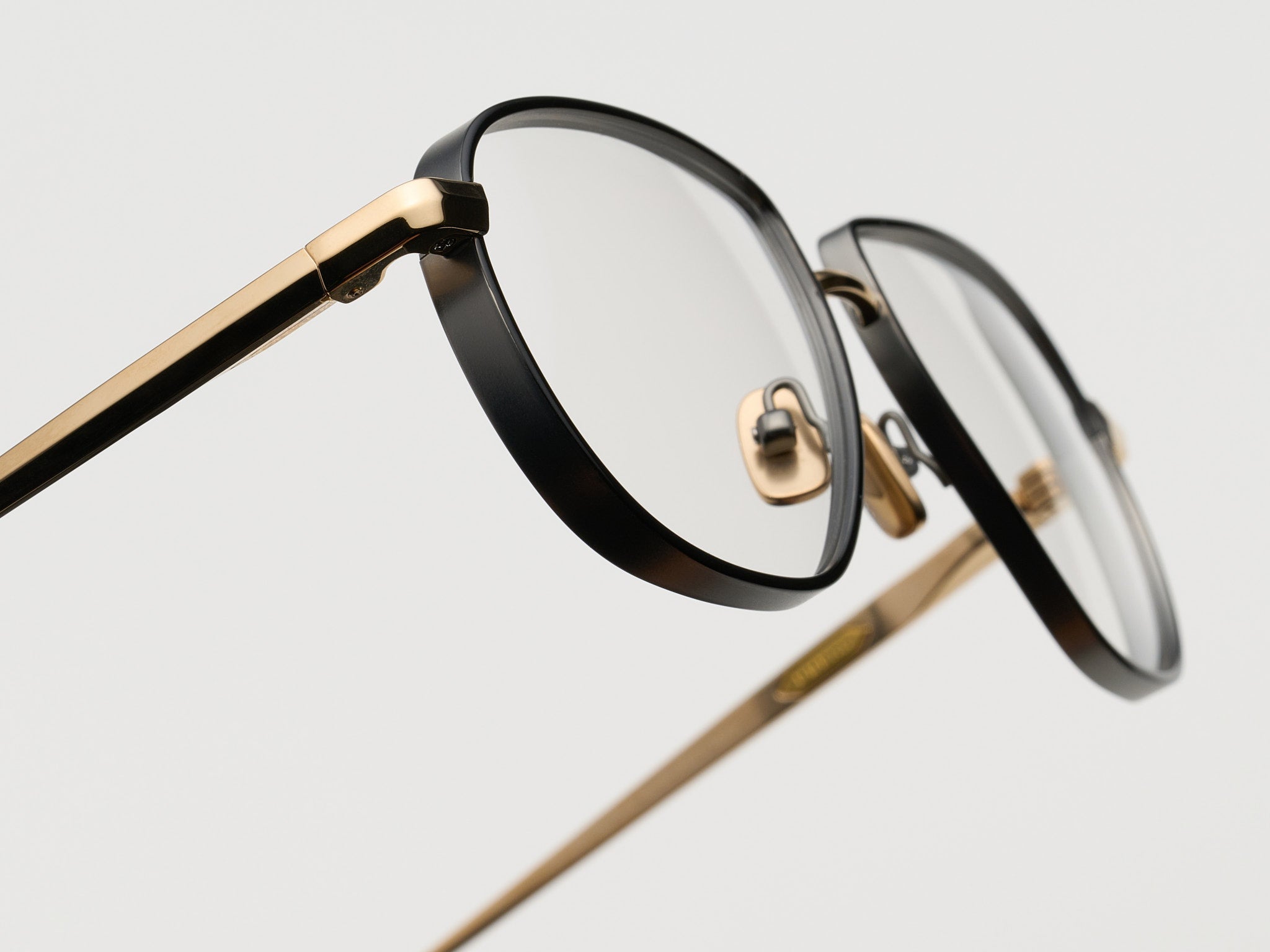 Press Hound Dog Optical in RUTHENIUM