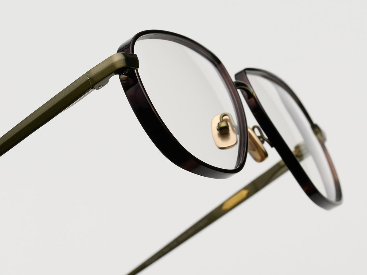 Press Hound Dog Optical