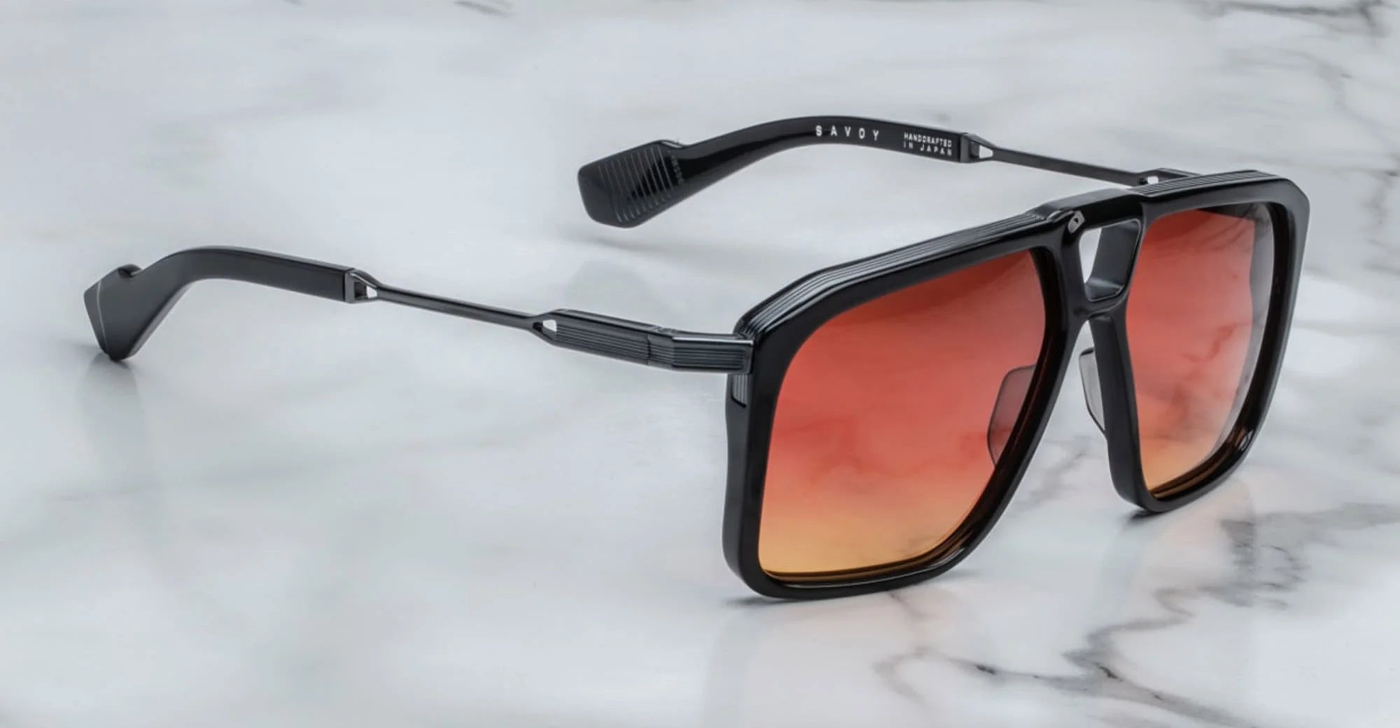 Jacques Marie Mage Savoy in 6U Tropic Tropic Gradient - Side View