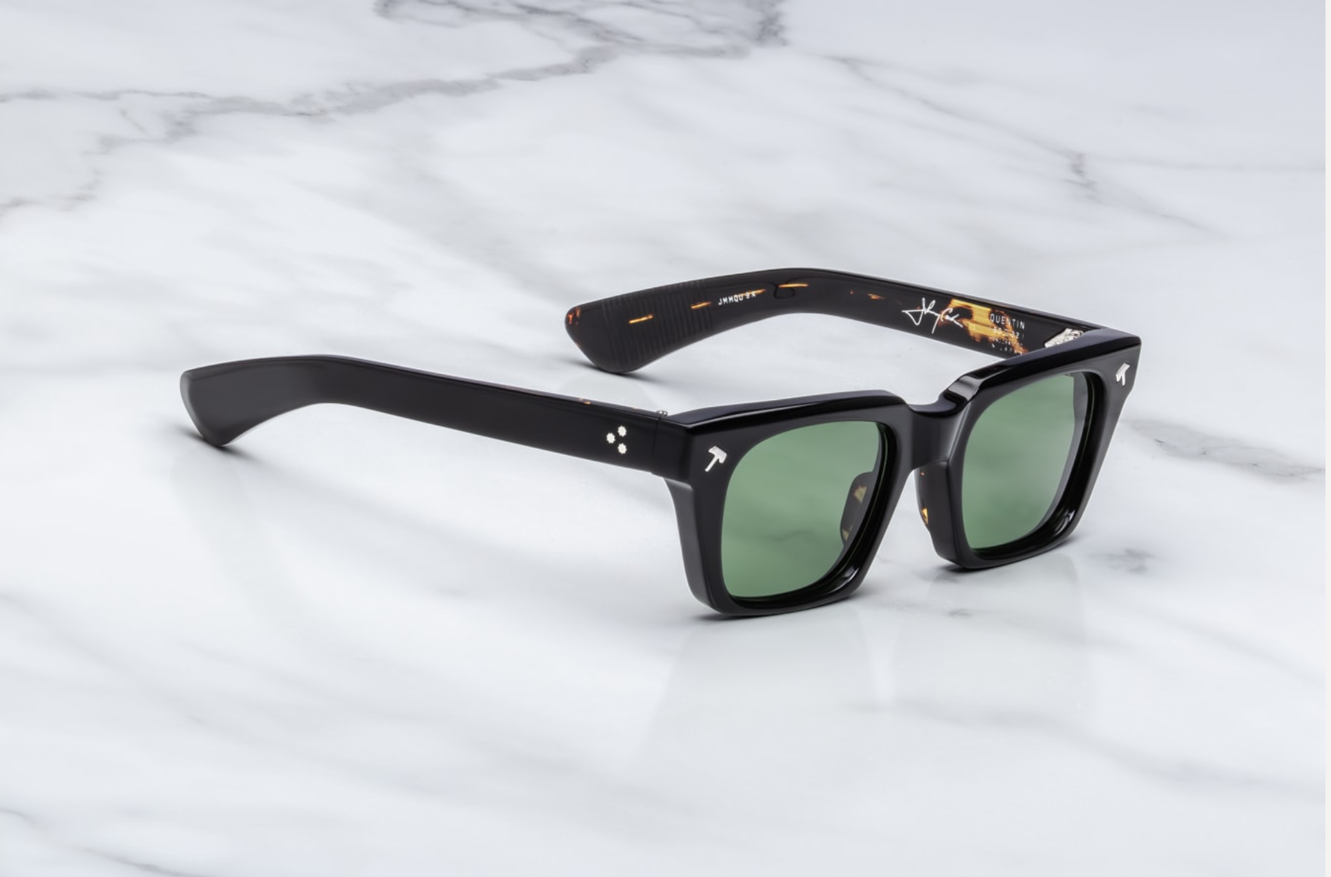 Jacques Marie Mage Quentin in 9A Noir Serpent - Side View