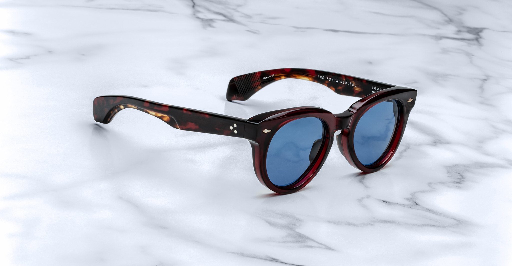 Jacques Marie Mage Fontainebleau 2 in 24 Burgundy Sky - Side View