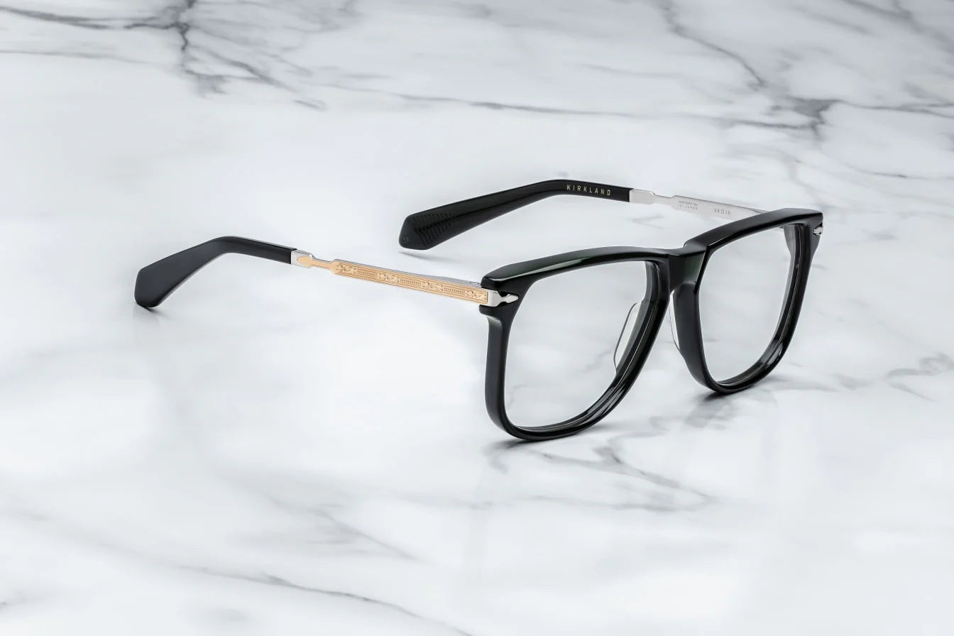 Jacques Marie Mage Kirkland in 1N Viper - Side View