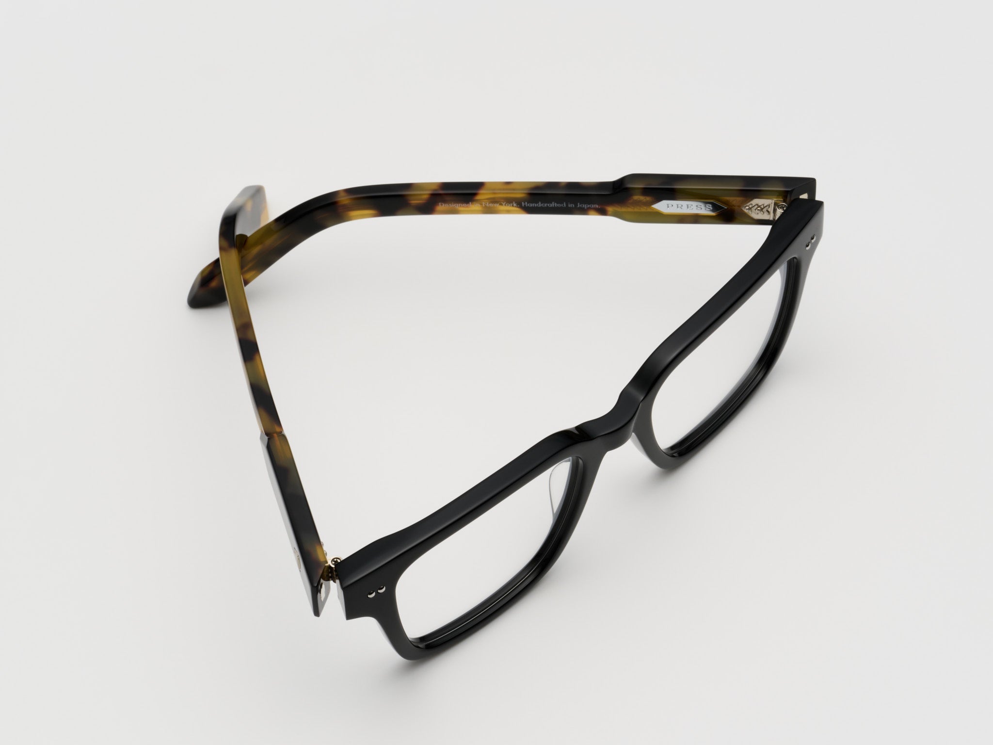 Press The Lufty Optical in BLACK TORT/SILVER