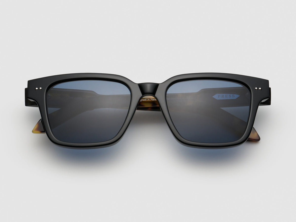 Press The Lufty Sunglasses in TI015 Black Tortoise / Silver