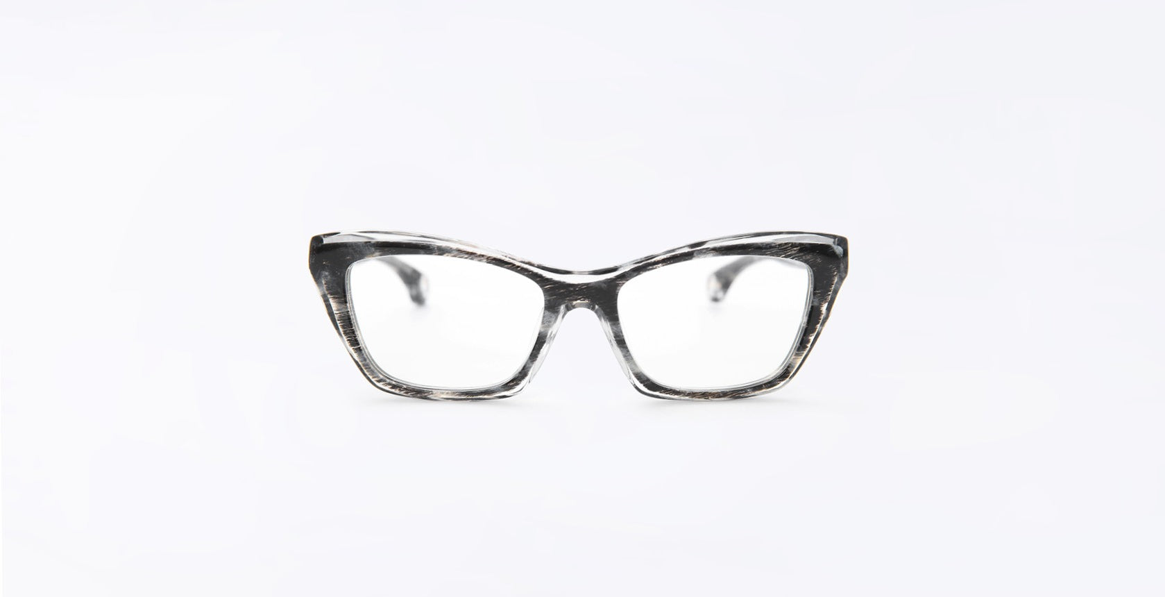 Blake Kuwahara Morgan Sunglasses in Graphite
