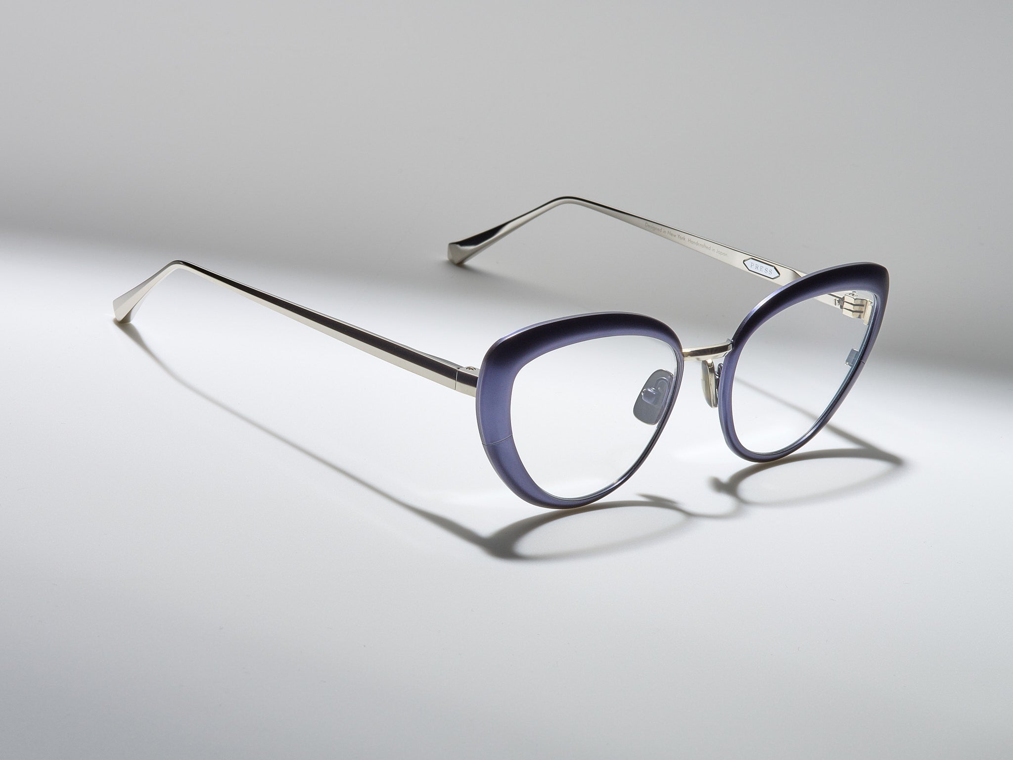 Press Barracuda Optical Navy / Platinum