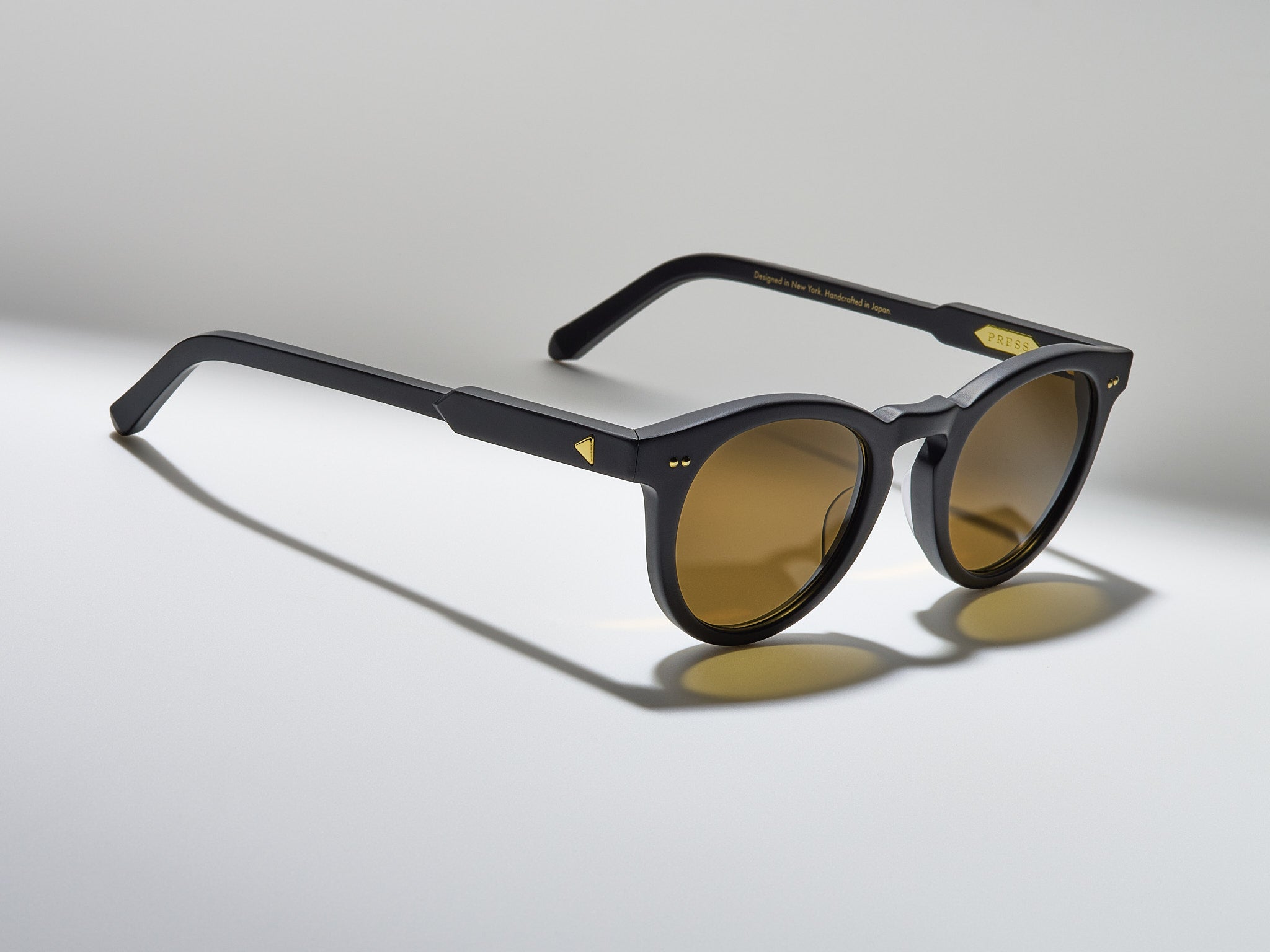 Press The Chairman Matte Black / Gold
