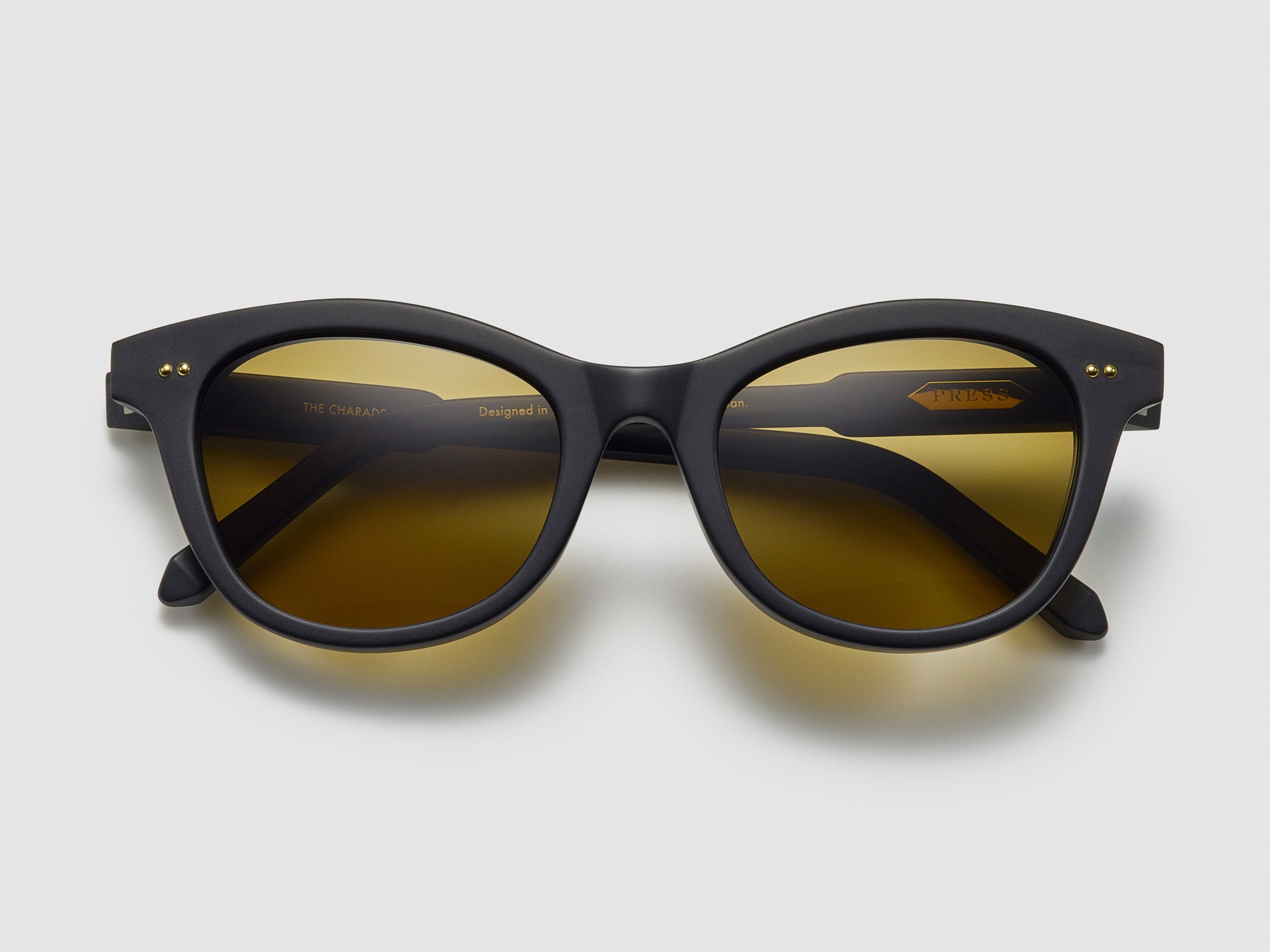 Press The Charade Matte Black / Gold