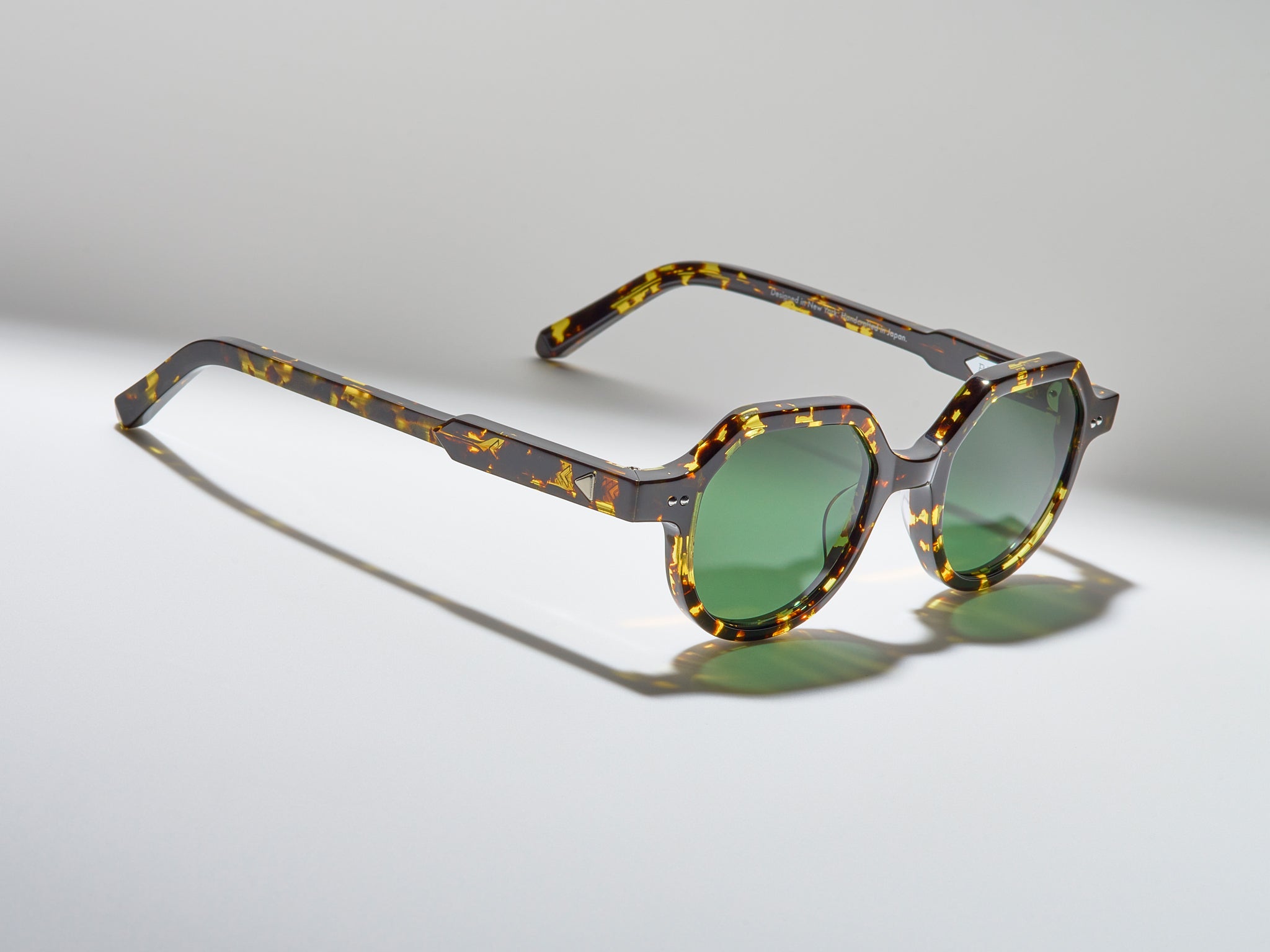 TOKYO TORTOISE/SILVER