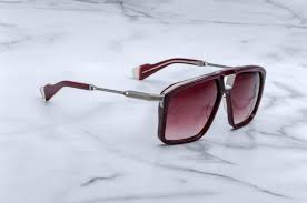 Jacques Marie Mage Savoy in 3S Reserve Burgundy Gradient - Side View