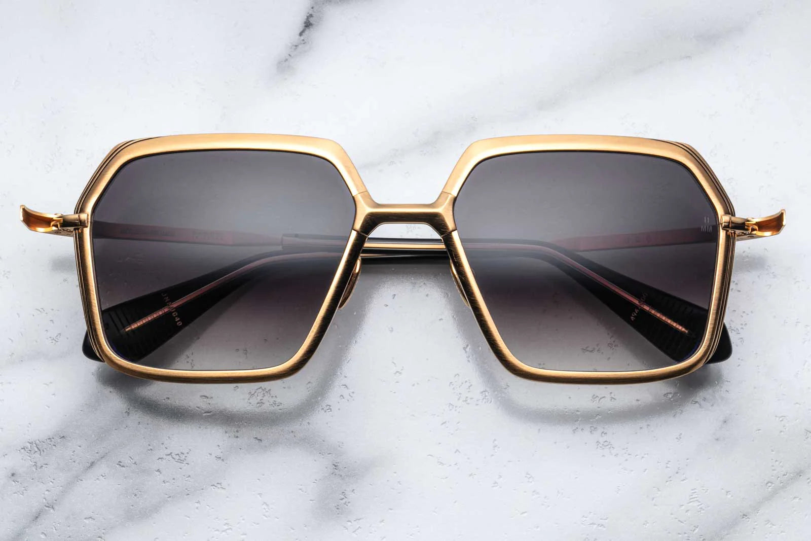 Jacques Marie Mage Ugo in 40 Gold Crescent Gradient - Luxury Eyewear