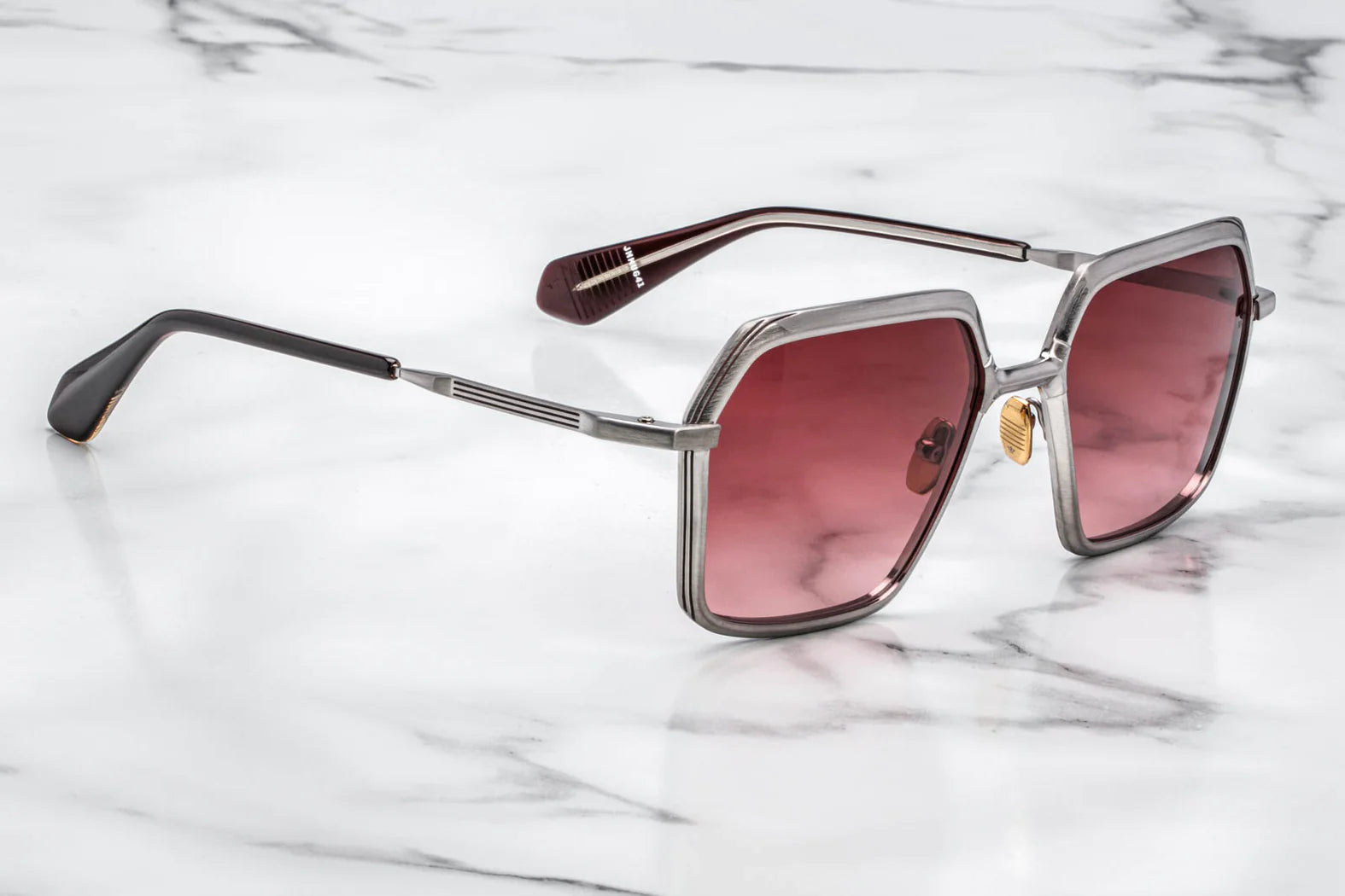 Jacques Marie Mage Ugo in 41 Silver Rose Gradient - Side View